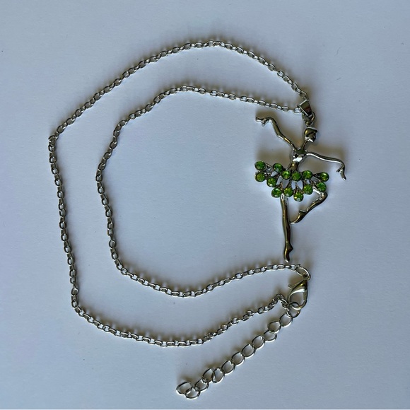 🆕 Silver Ballerina Necklace  - Green - Picture 9 of 12